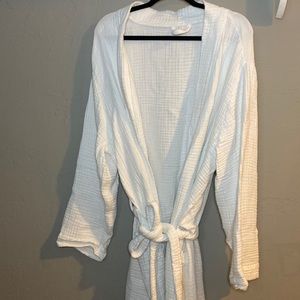 Pottery Barn Robe